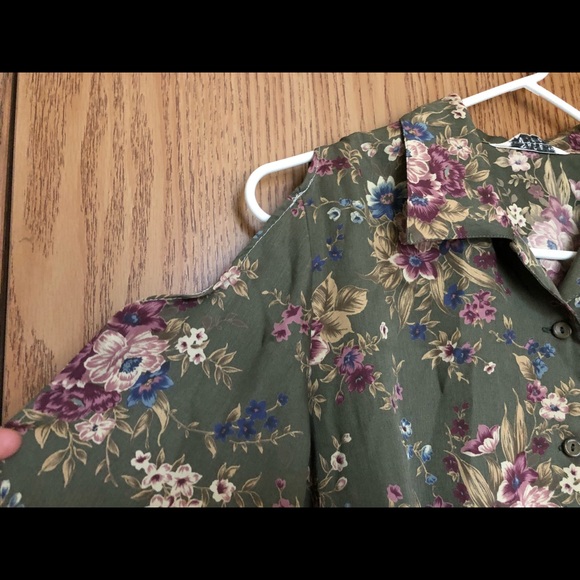 Floral Flower Open Shoulder Blouse Button Down Top - Picture 4 of 7
